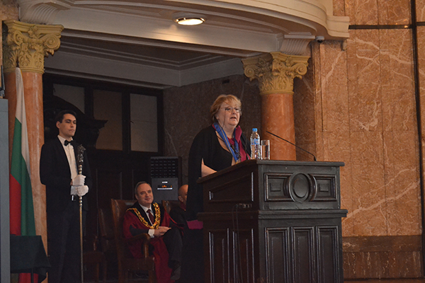 POIESIS/POLEMOS: Боряна Кацарска за поезията на Цочо Бояджиев