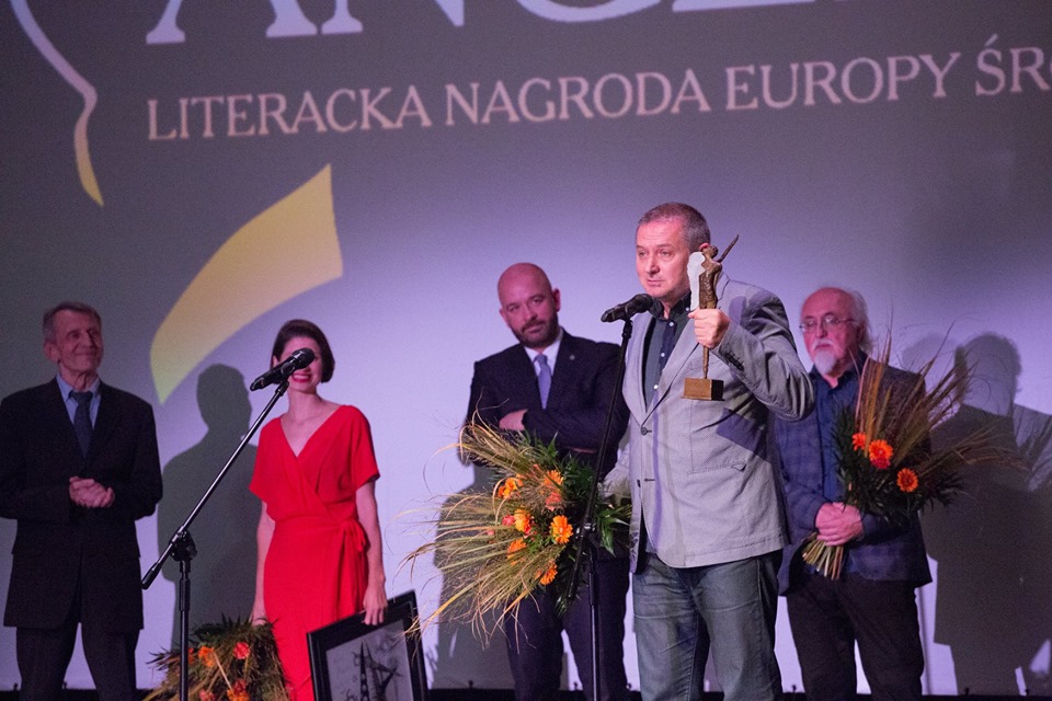 POIESIS/POLEMOS: Боряна Кацарска за поезията на Цочо Бояджиев