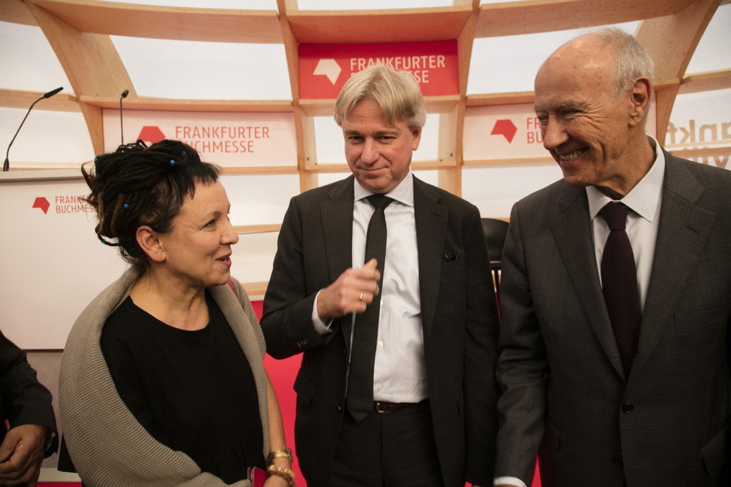 Среща-разговор с Роси Михова за новата ѝ книга "ТРИМА НАСАМЕ. Задочни разговори с Макс Фриш"