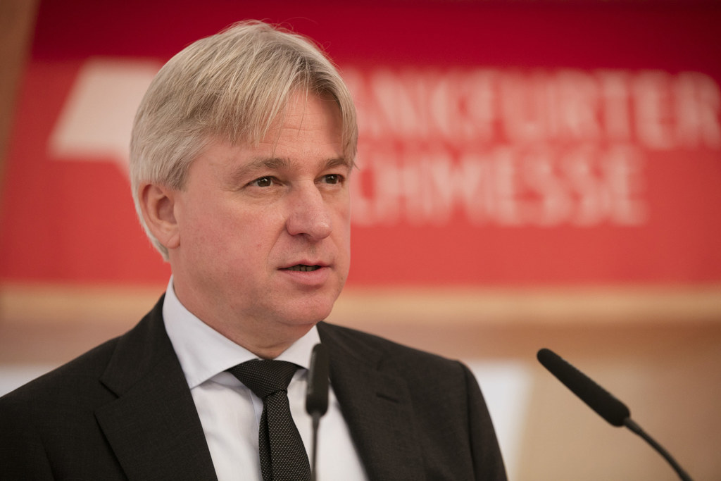 Среща-разговор с Роси Михова за новата ѝ книга "ТРИМА НАСАМЕ. Задочни разговори с Макс Фриш"