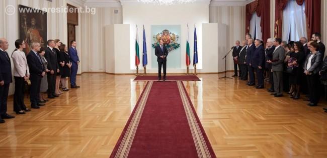 Среща-разговор с Роси Михова за новата ѝ книга "ТРИМА НАСАМЕ. Задочни разговори с Макс Фриш"