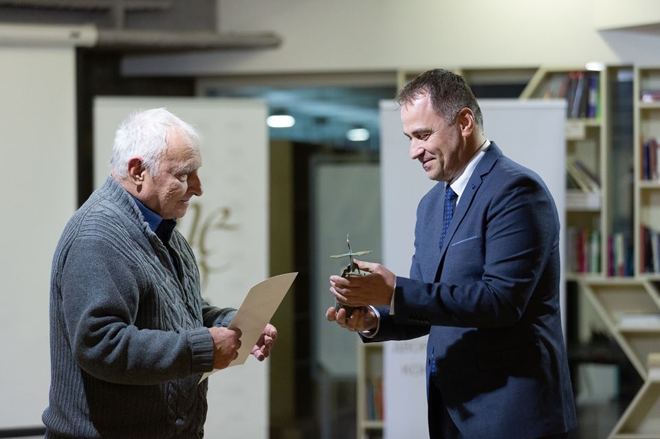 POIESIS/POLEMOS: Боряна Кацарска за поезията на Цочо Бояджиев