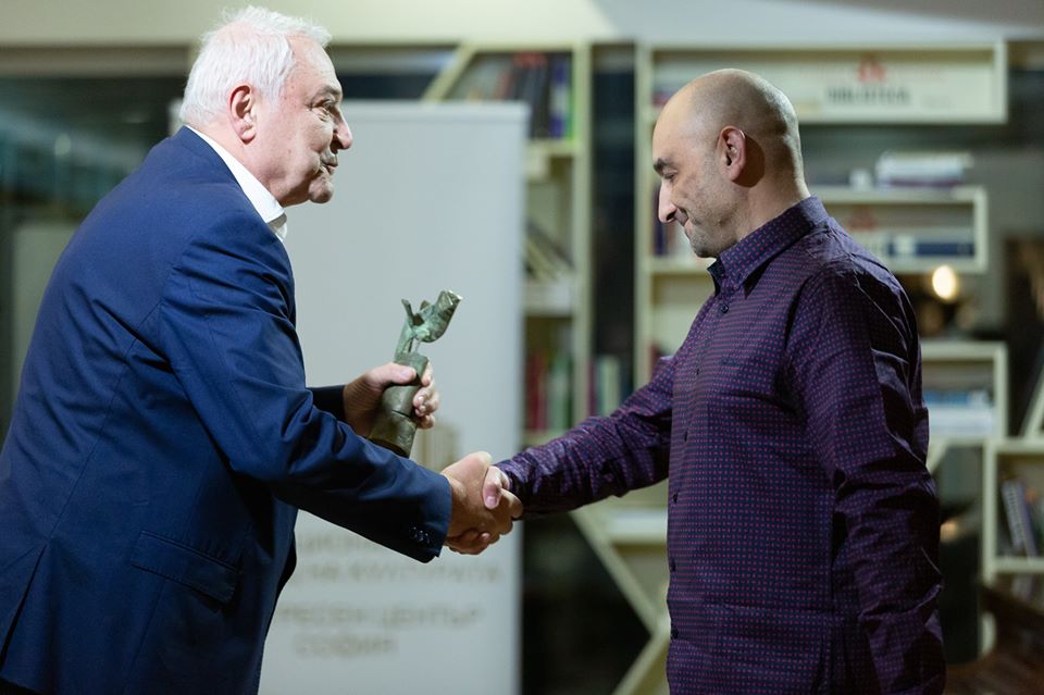 Среща-разговор с Роси Михова за новата ѝ книга "ТРИМА НАСАМЕ. Задочни разговори с Макс Фриш"