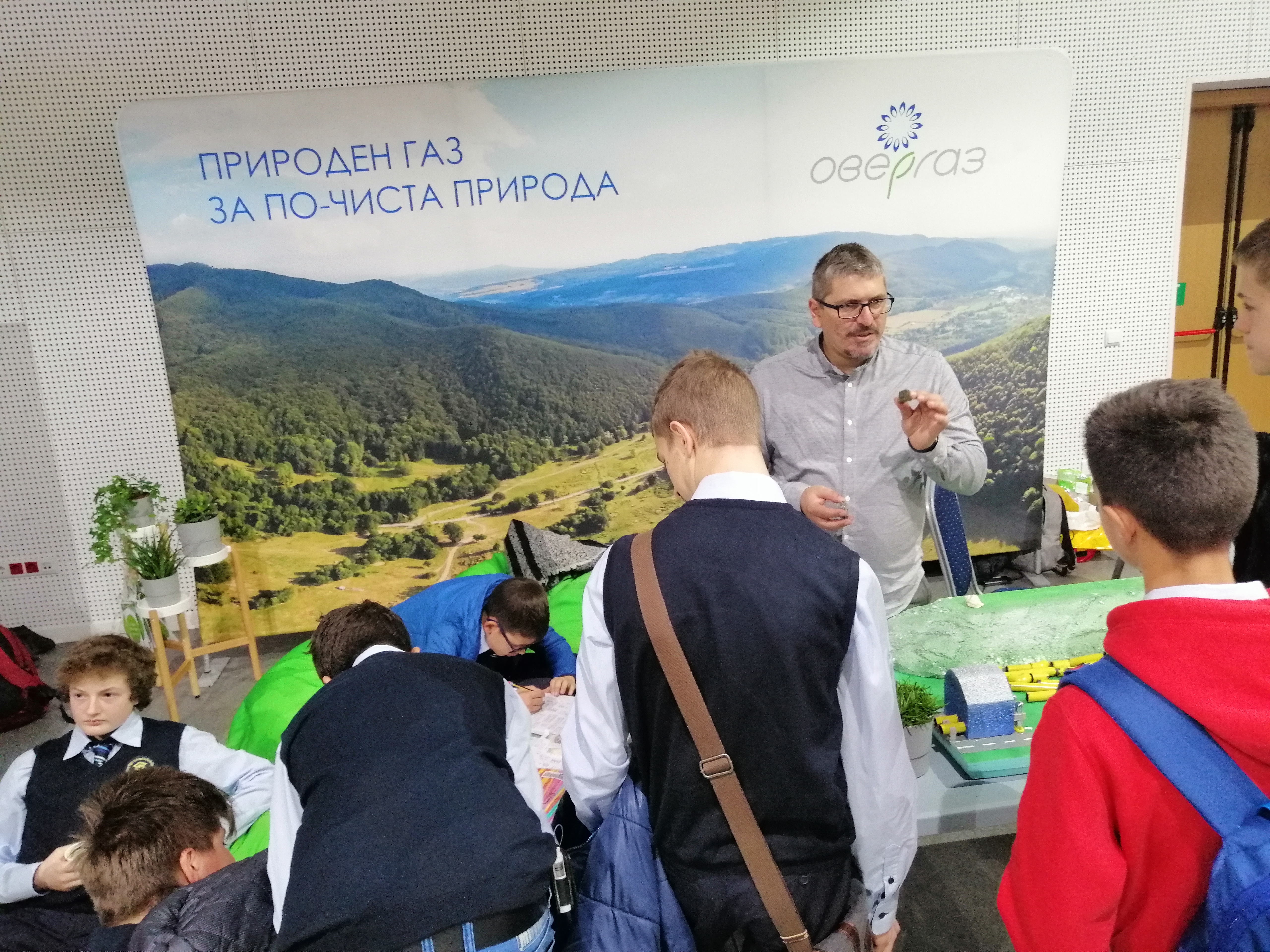 Среща-разговор с Роси Михова за новата ѝ книга "ТРИМА НАСАМЕ. Задочни разговори с Макс Фриш"