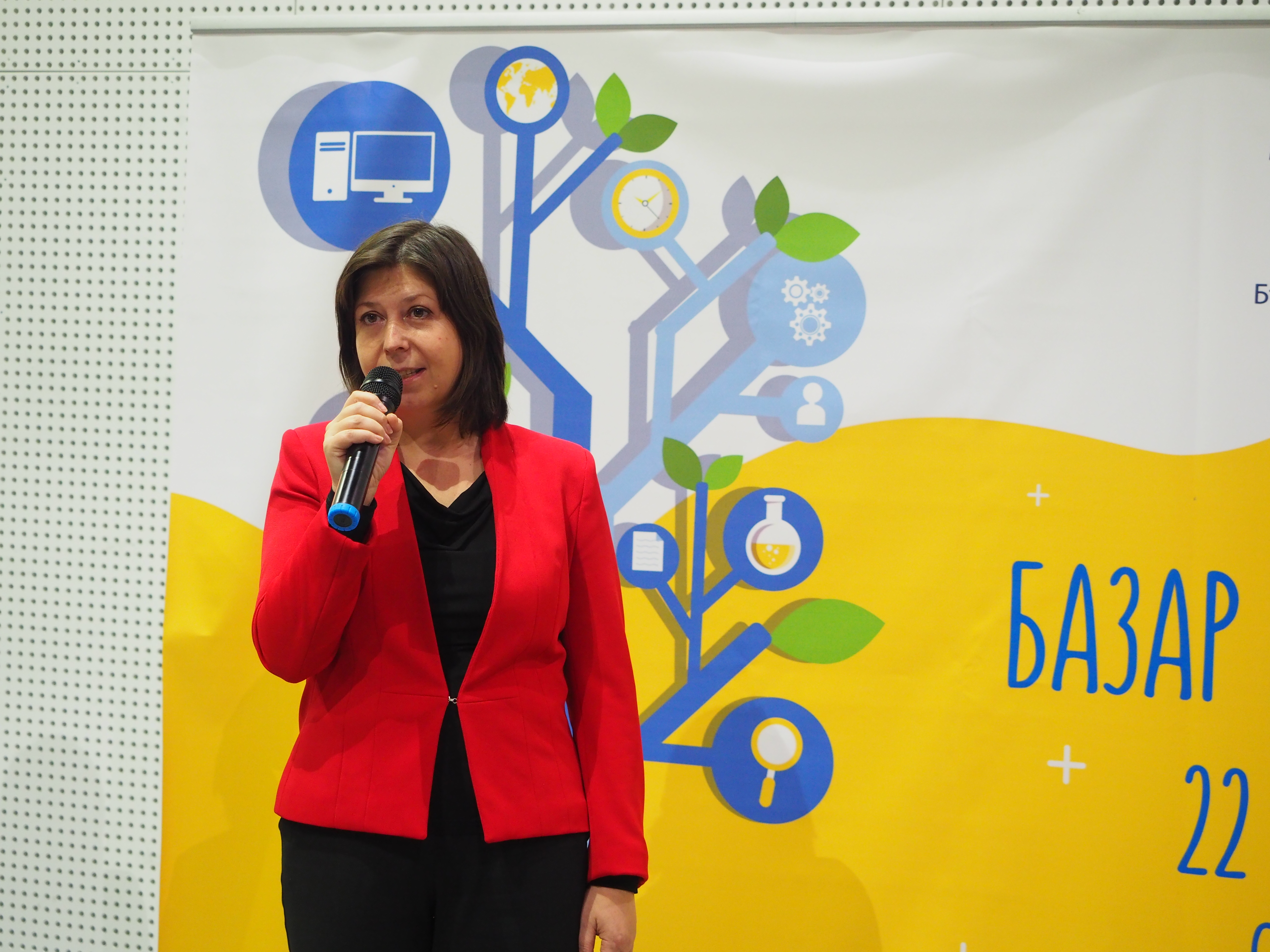 Среща-разговор с Роси Михова за новата ѝ книга "ТРИМА НАСАМЕ. Задочни разговори с Макс Фриш"