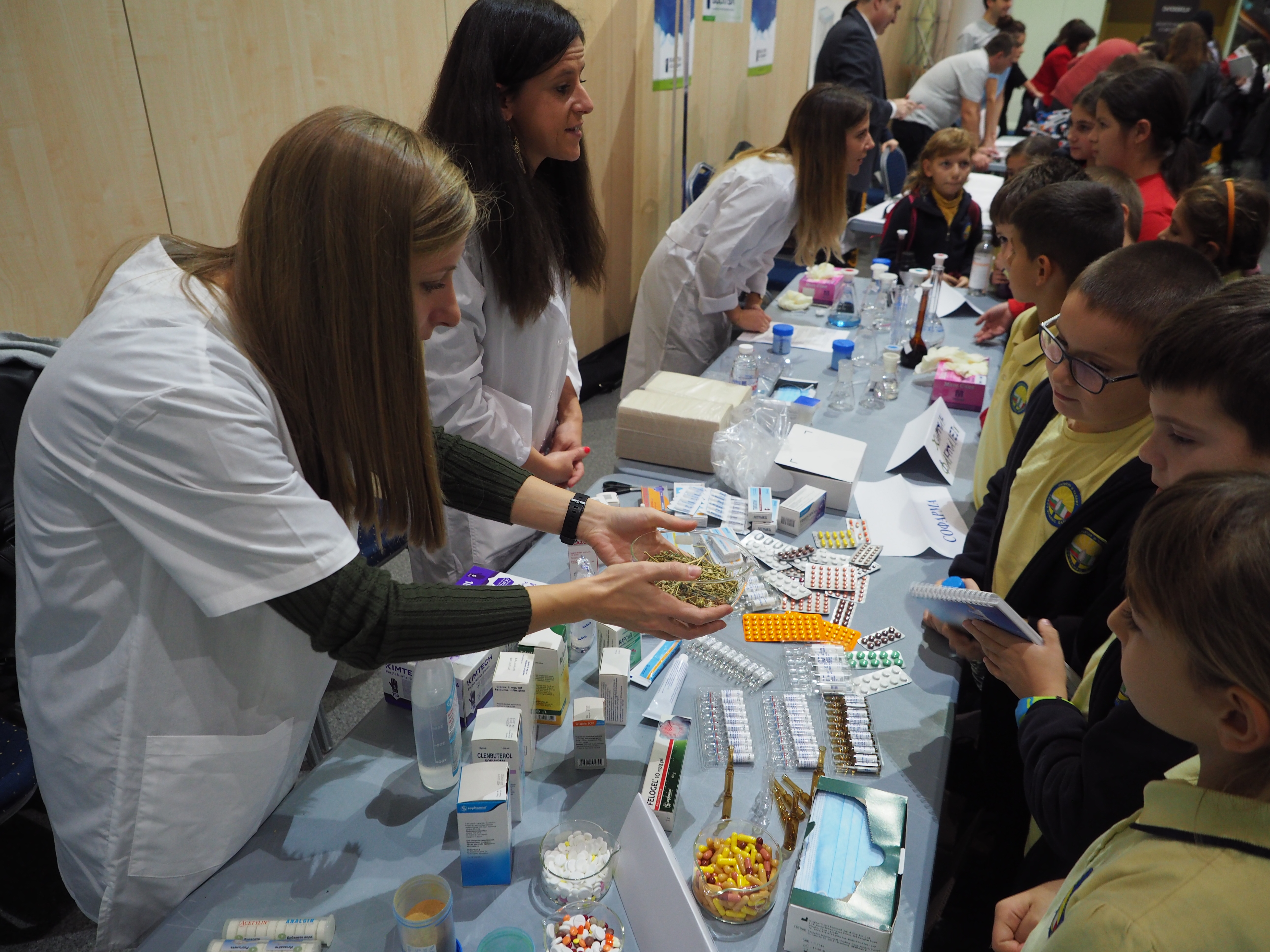 Среща-разговор с Роси Михова за новата ѝ книга "ТРИМА НАСАМЕ. Задочни разговори с Макс Фриш"