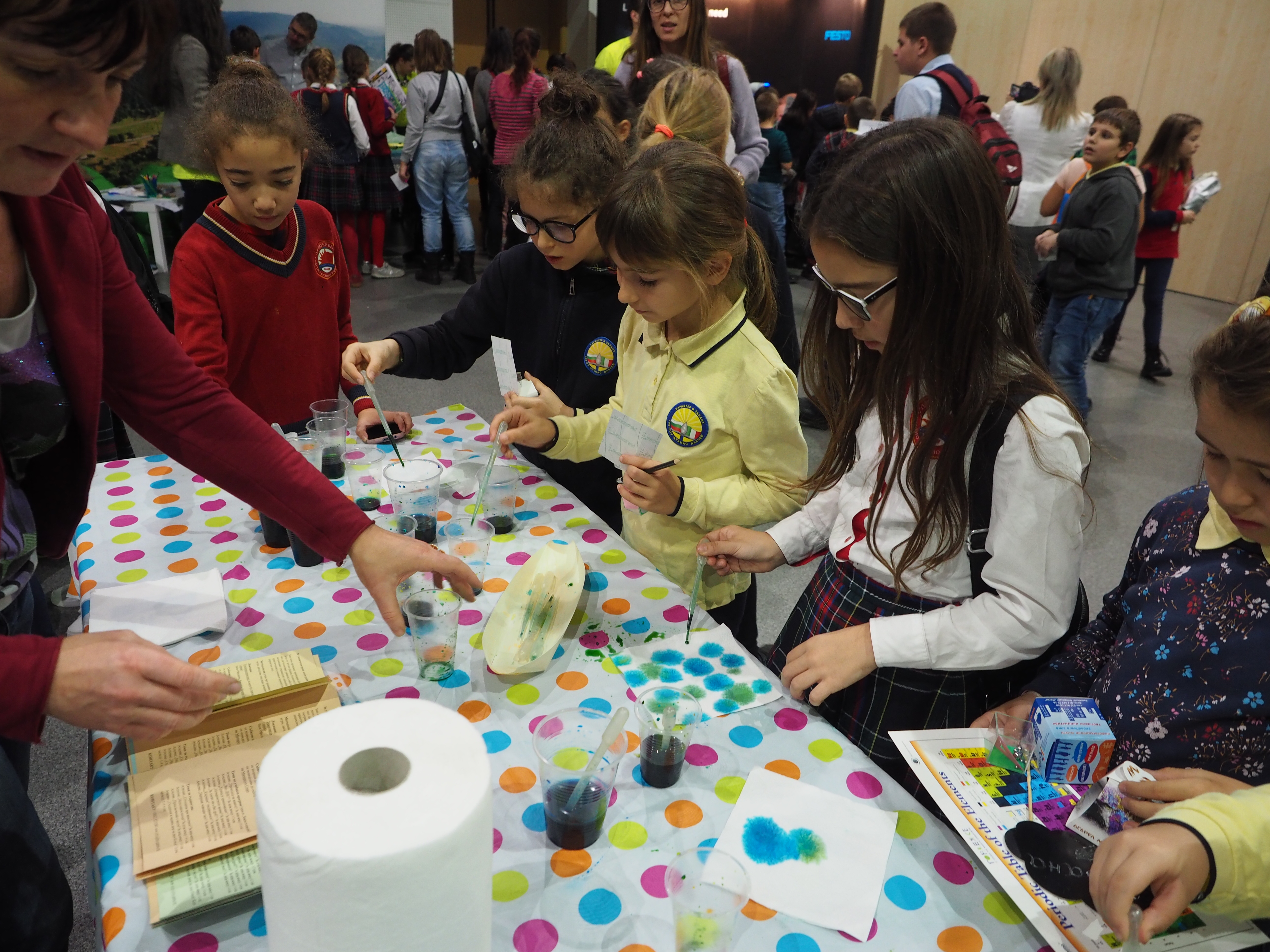 Среща-разговор с Роси Михова за новата ѝ книга "ТРИМА НАСАМЕ. Задочни разговори с Макс Фриш"