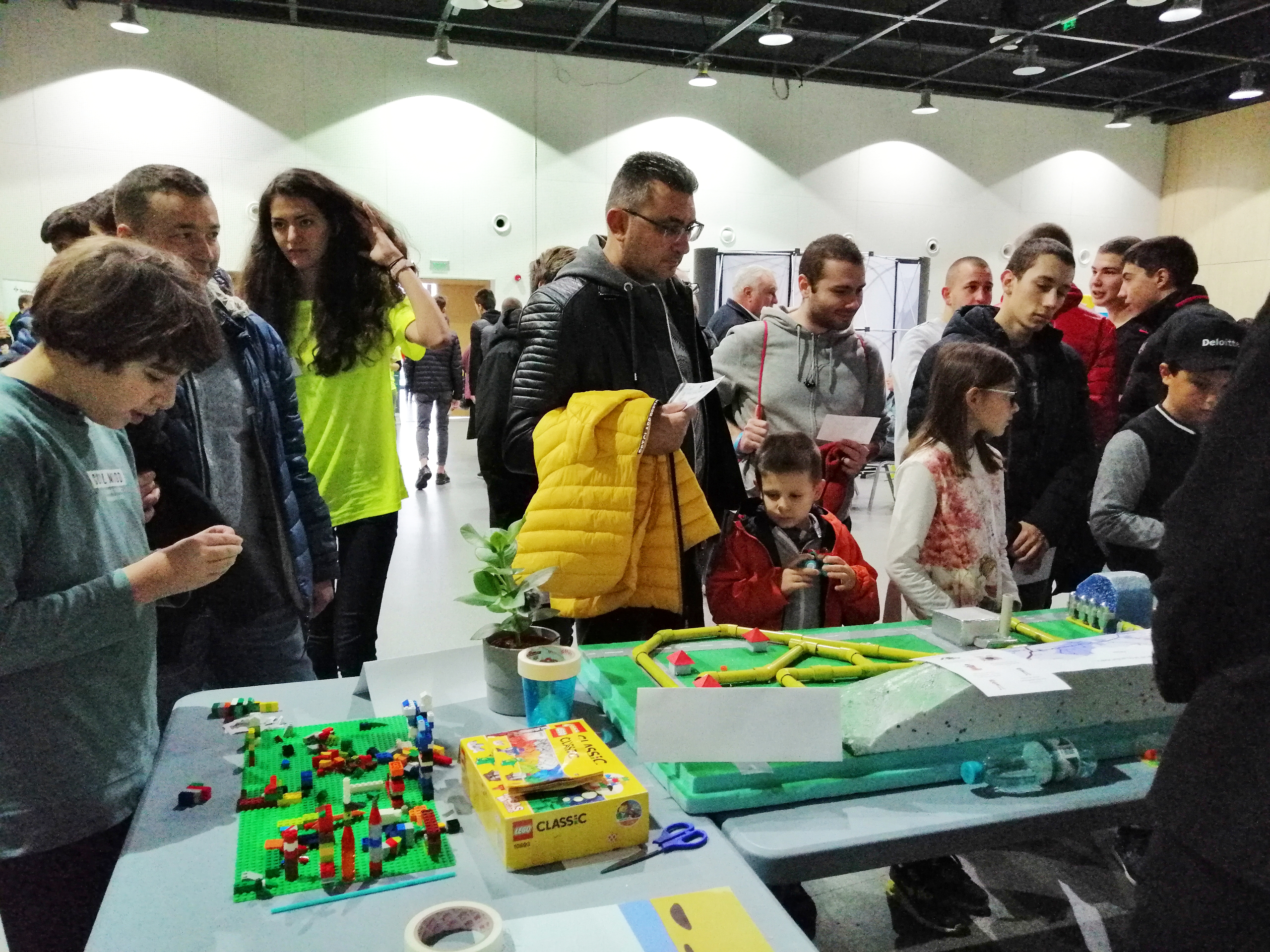 POIESIS/POLEMOS: Боряна Кацарска за поезията на Цочо Бояджиев