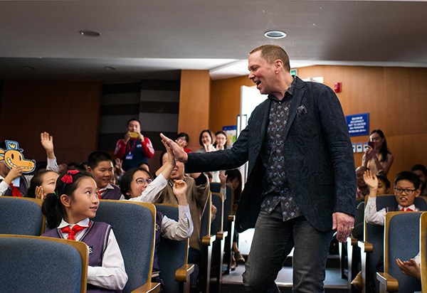 POIESIS/POLEMOS: Боряна Кацарска за поезията на Цочо Бояджиев