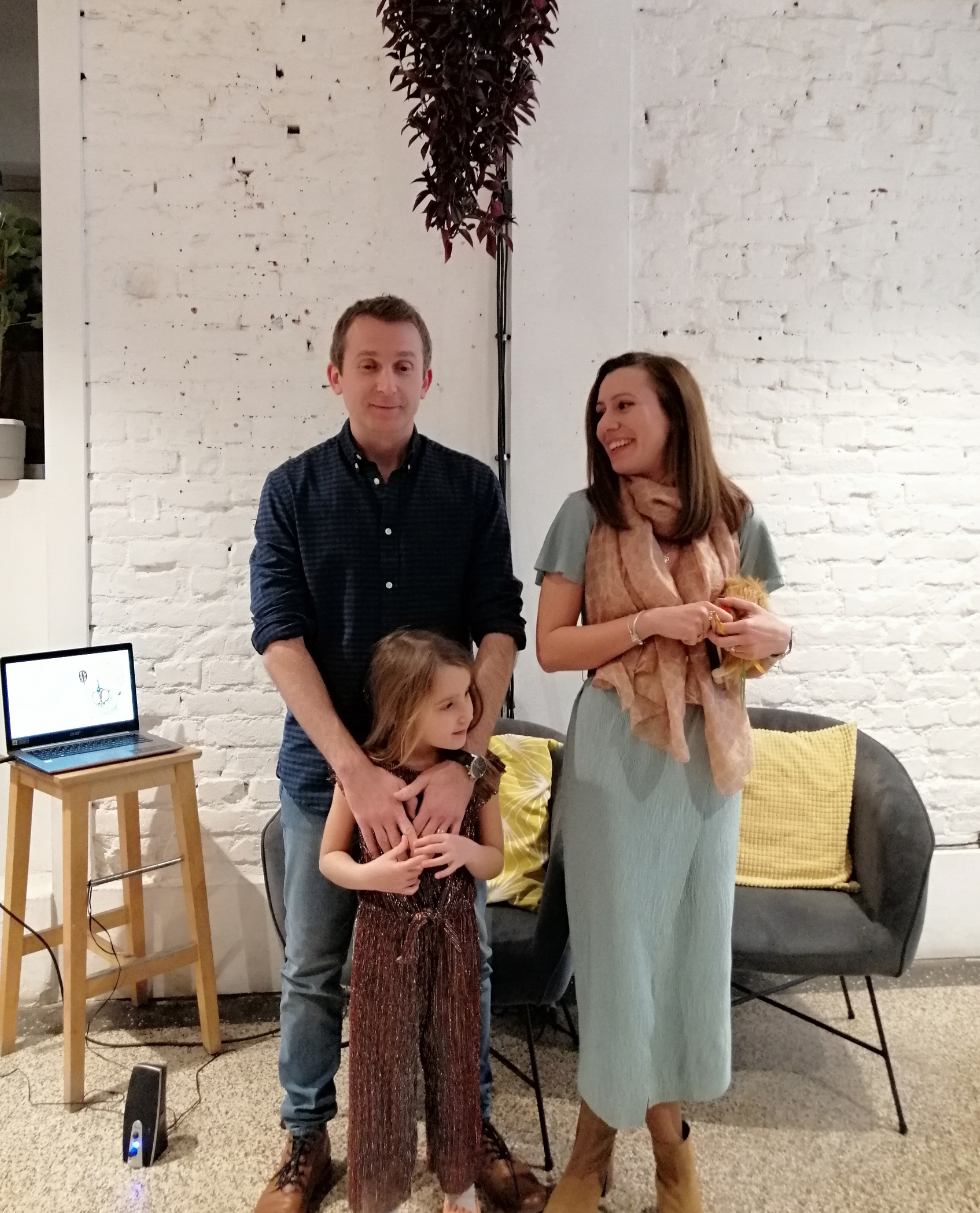 Среща-разговор с Роси Михова за новата ѝ книга "ТРИМА НАСАМЕ. Задочни разговори с Макс Фриш"